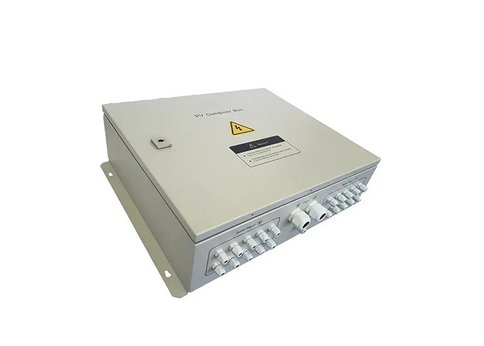 IP65 پنروک جعبه اتصال خورشیدی 2 4 6 رشته های 1000V AC DC Array PV Combiner Box